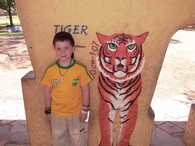 Click for original image 57k 400x300